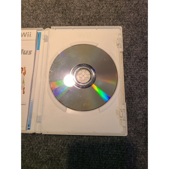Wii Fit Plus - Nintendo Wii Video Game Complete Tested - Picture 4 of 4